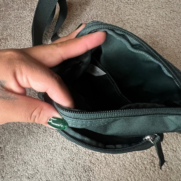 Nike crossbody bag - Picture 3 of 3